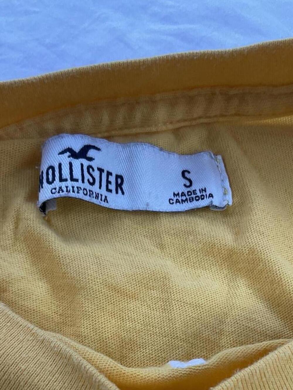Hollister California Yellow Logo T-Shirt Size Small Graphic Embroidery - Picture 4 of 4